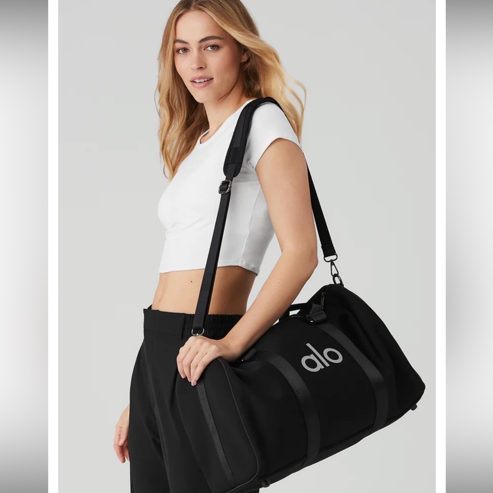 Alo traverse duffle bag